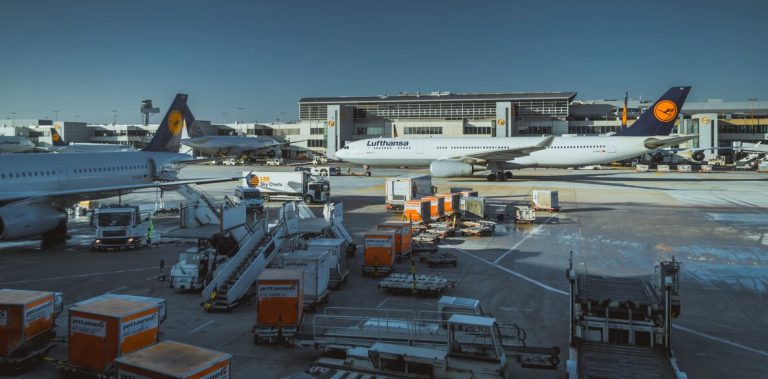 Plane logistics