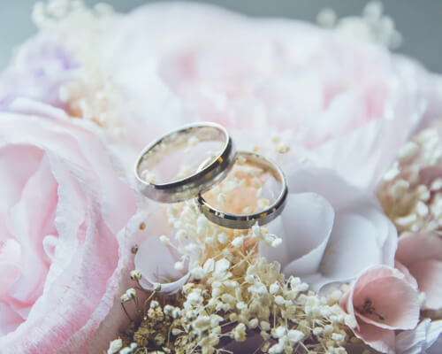 Memorable wedding rings